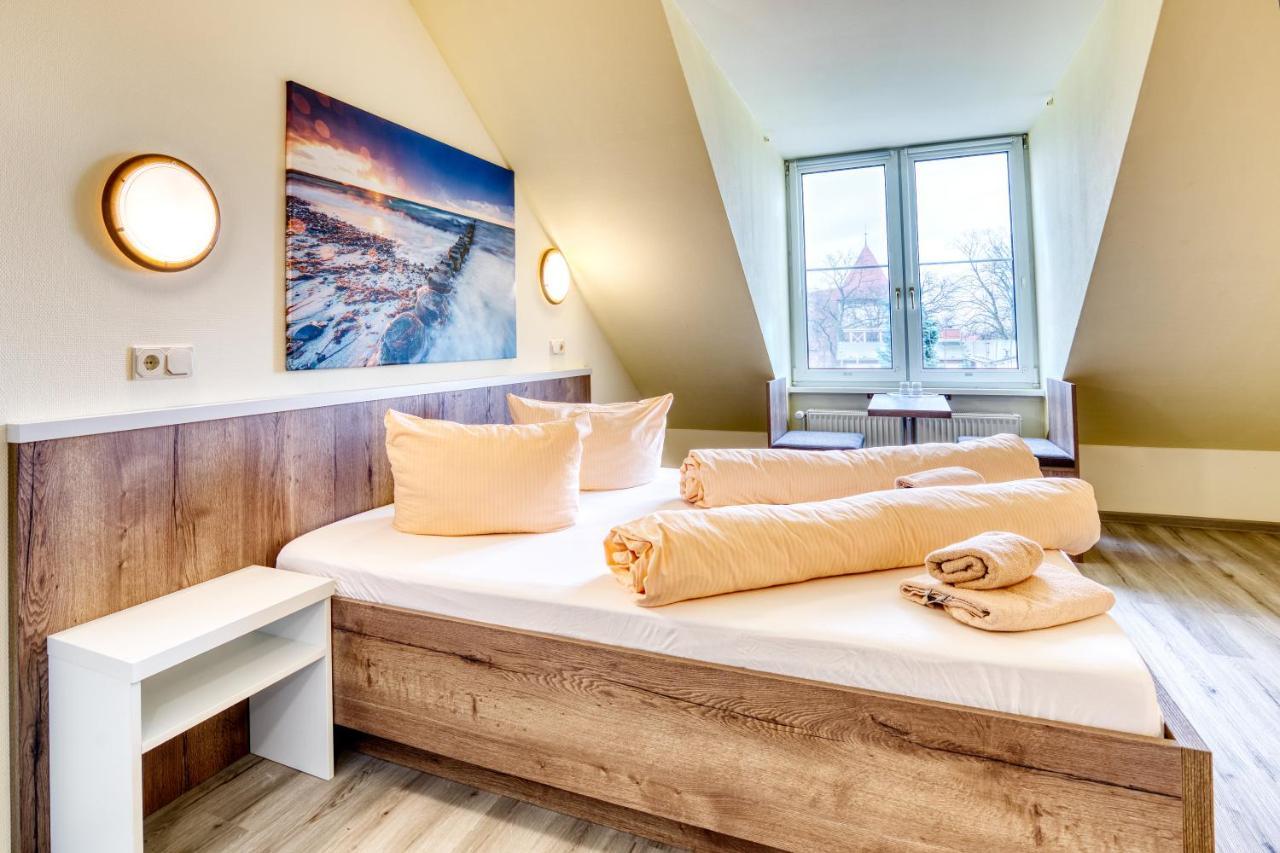 Hotel Kiebitz An Der Ostsee Börgerende-Rethwisch エクステリア 写真