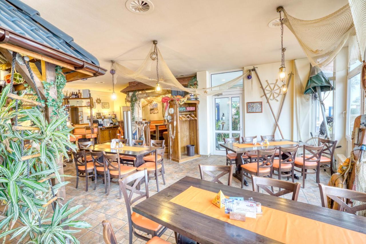 Hotel Kiebitz An Der Ostsee Börgerende-Rethwisch エクステリア 写真