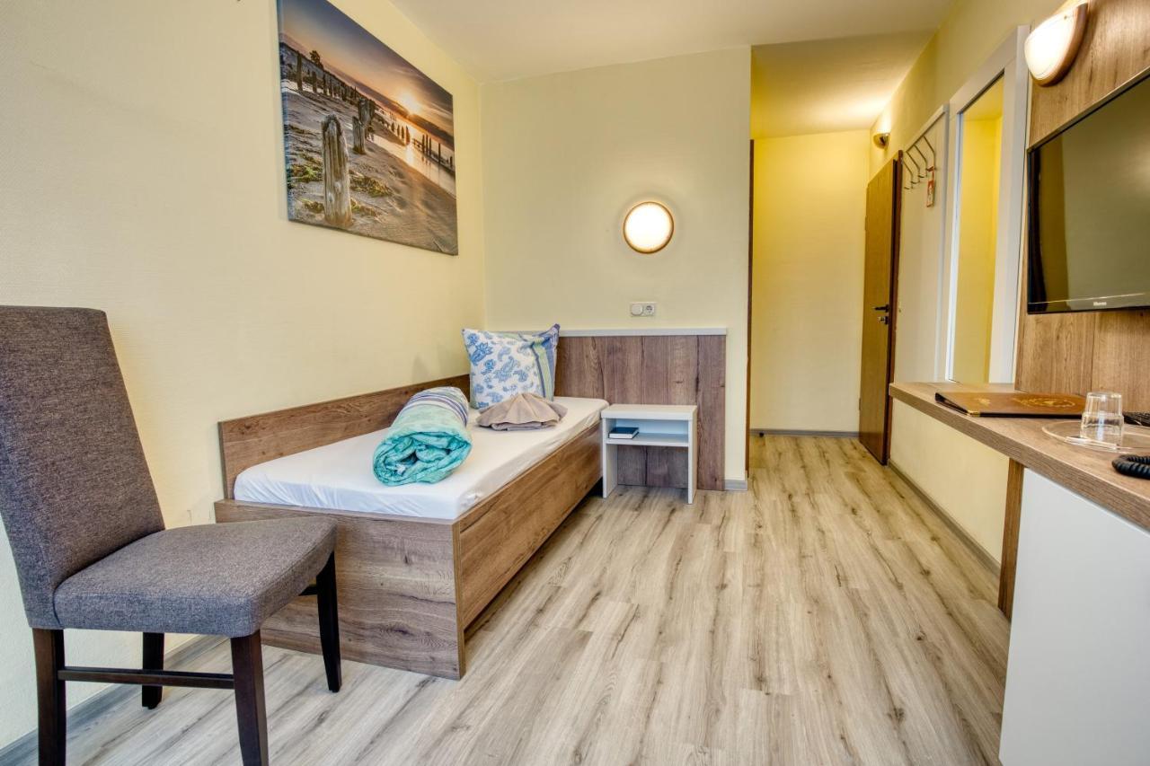 Hotel Kiebitz An Der Ostsee Börgerende-Rethwisch エクステリア 写真