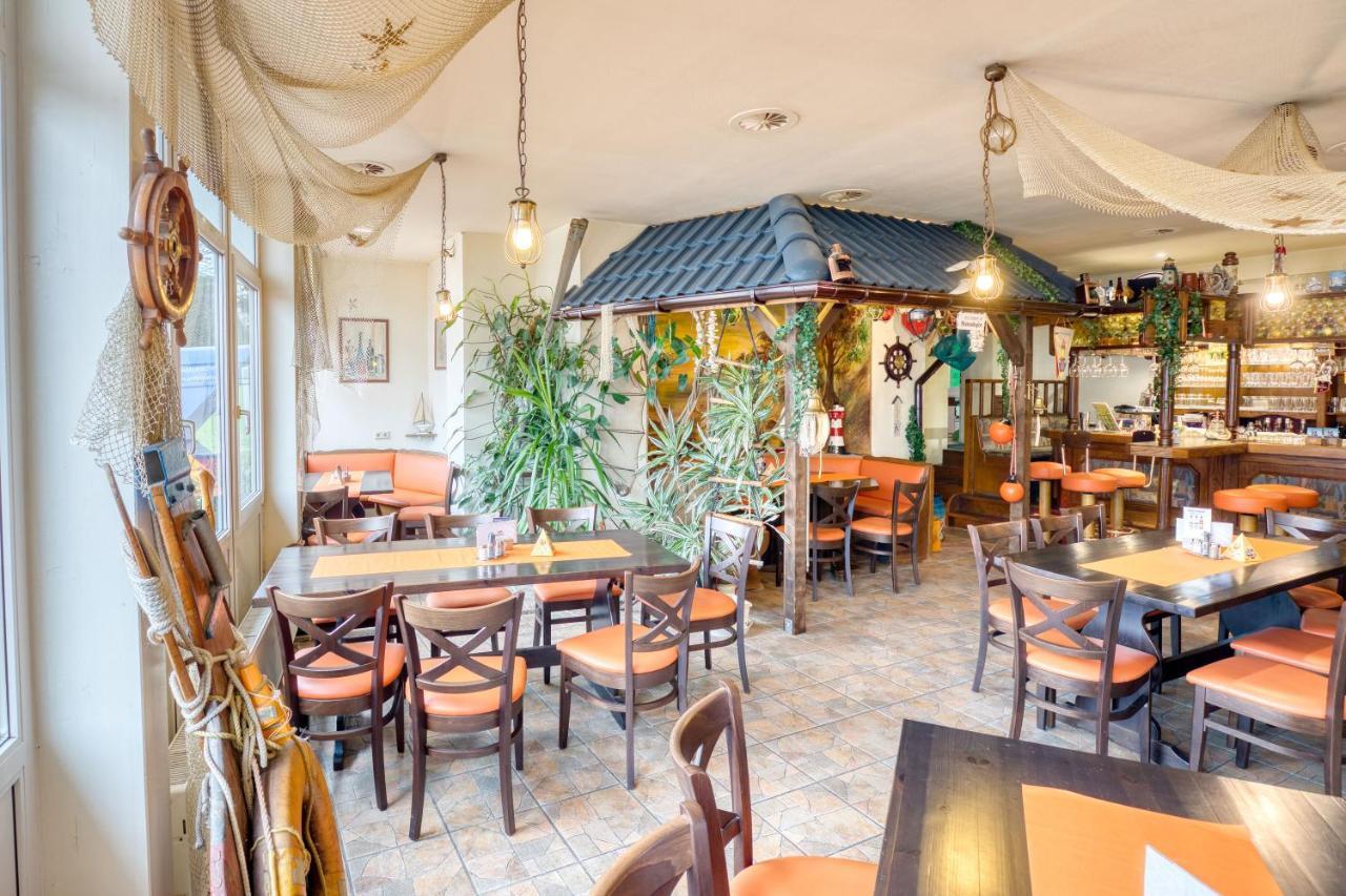 Hotel Kiebitz An Der Ostsee Börgerende-Rethwisch エクステリア 写真